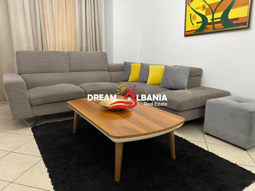 Jepet Apartament 2+1 me qera te Komuna Parisit, prane Kompleks Kika 1.(ID 42215568)