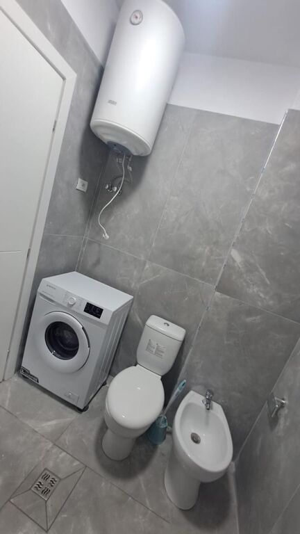 Affitto | Apartament 1 + 1 | Bulevardi Blu Kamez | 400 €/mese