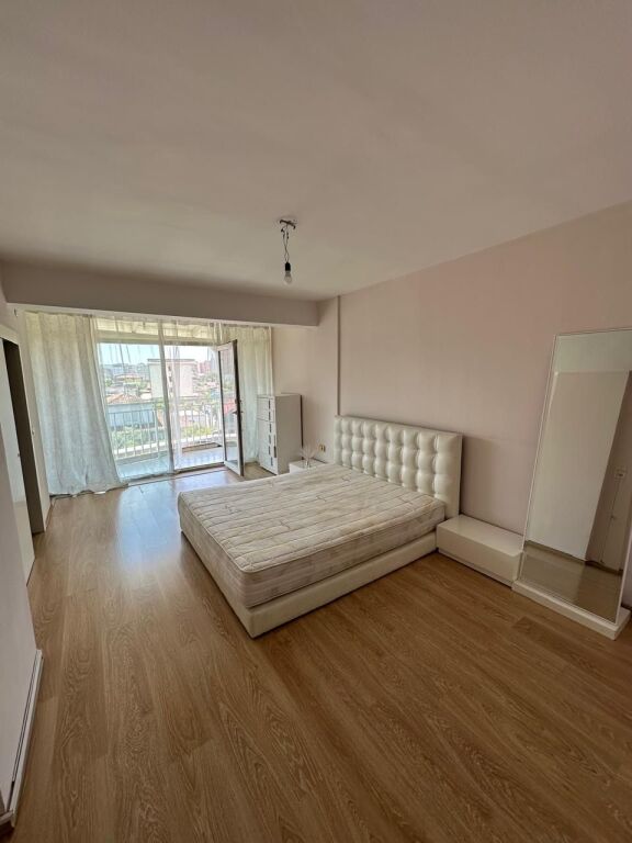 2+1,new building, Laprake near Intesa Bank, 650 thousand lek