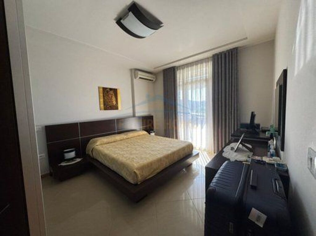 For sale, Apartment 3+1+2, Botanical Garden, Tirana .