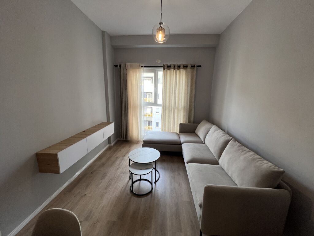 Apartament me qera 1+1 kompleksi Aura (afer Kupoles)