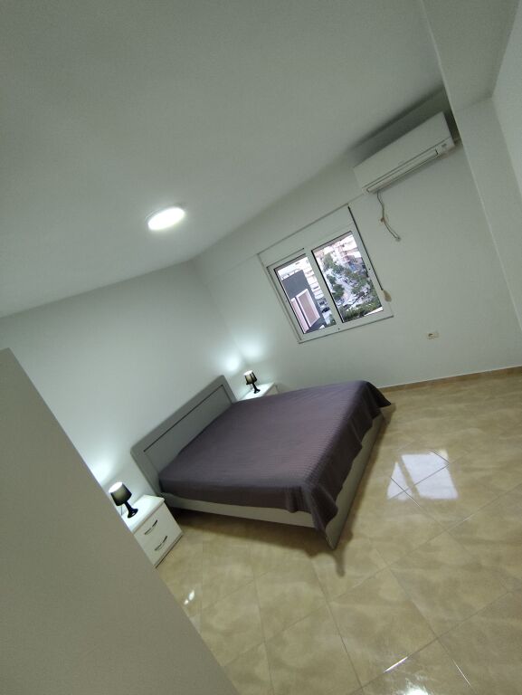 Apartment 2+1+1 SARANDA SALE shitet. 