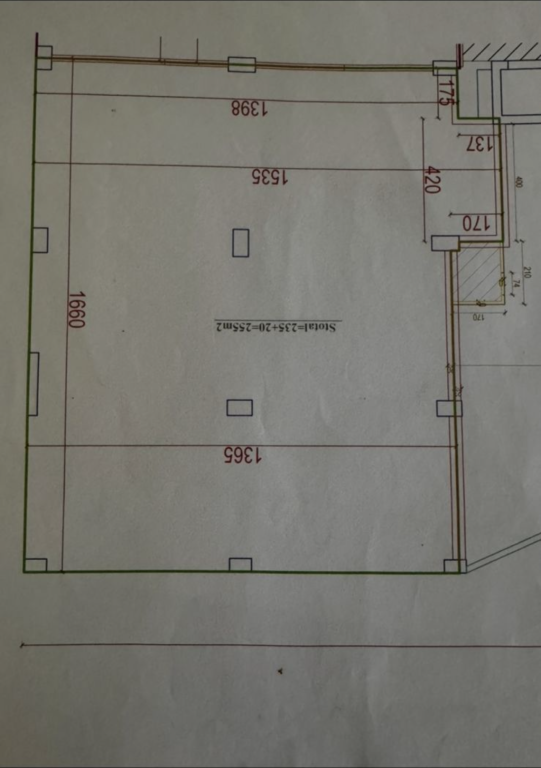 Unità commerciale 255m2 Selite
