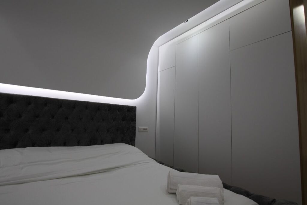 Studio apartment Behind Vodafone 21 Dhjetori