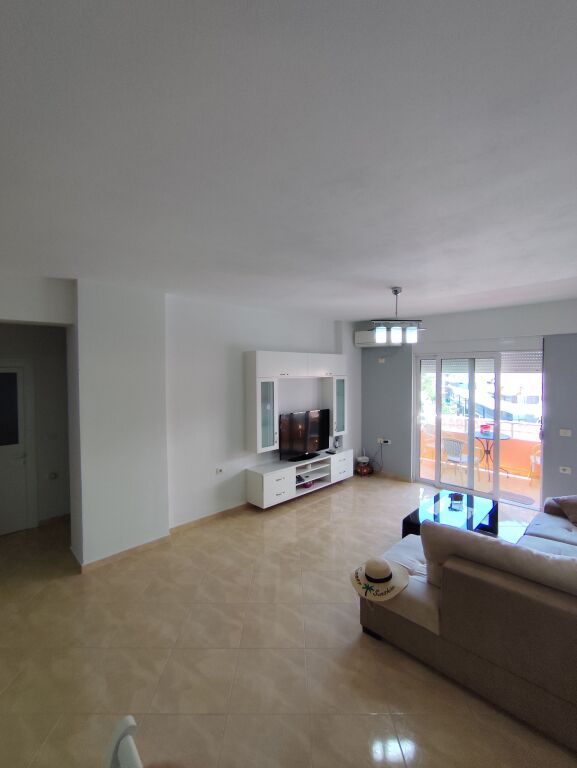 Apartment 2+1+1 SARANDA SALE shitet. 