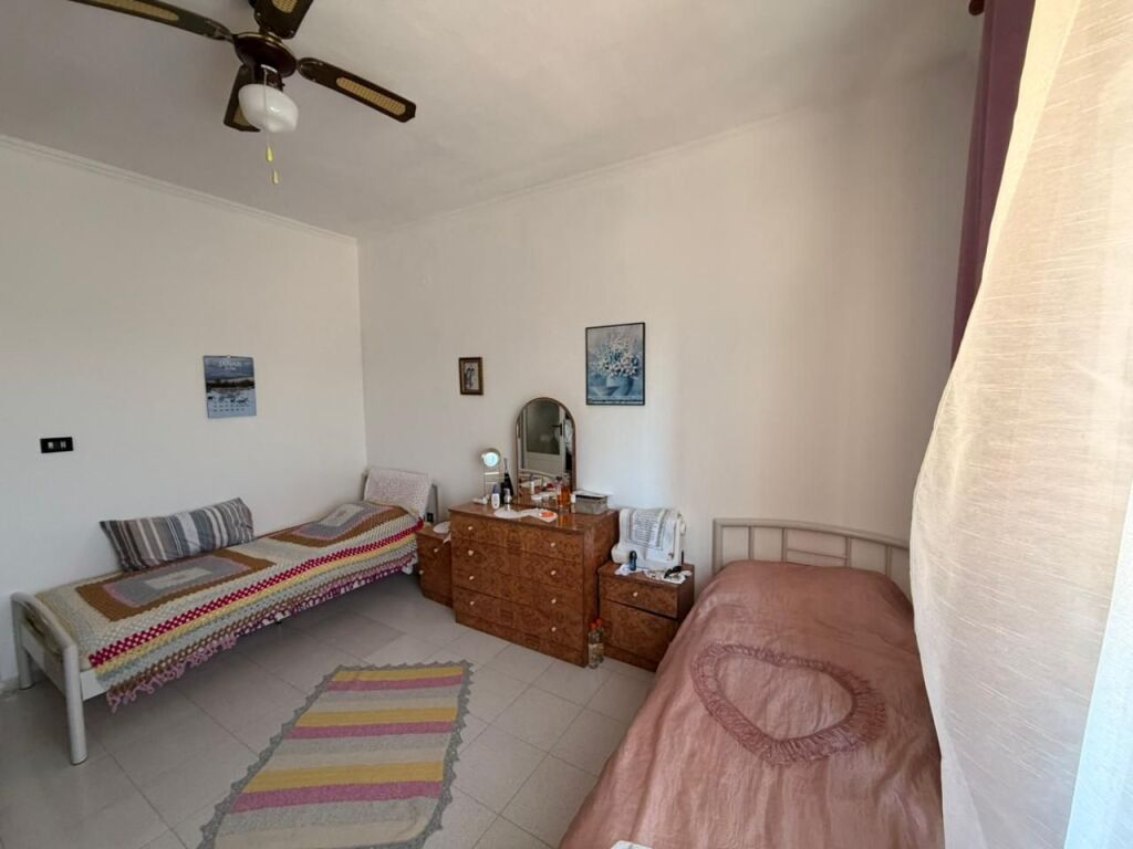 Shitet Apartament 2+1 + 2 Ballkone | Mbrapa Kryqit të Kuq, Durrës