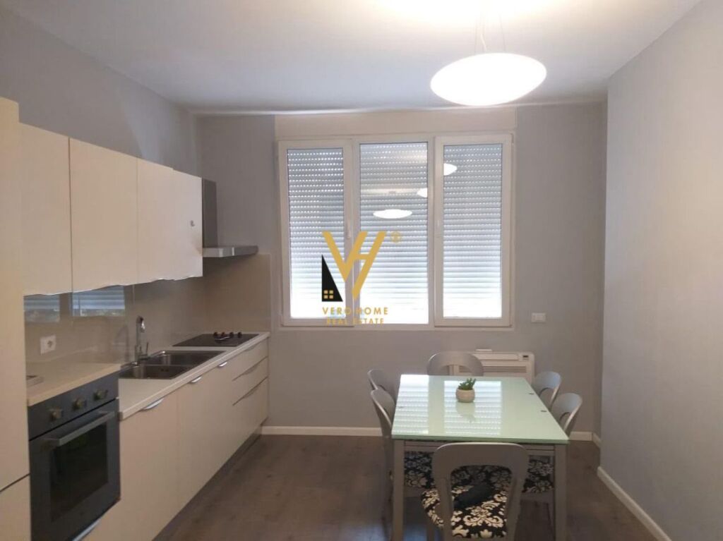 JEPET APARTAMENT 1+1 ME QIRA TEK BLLOKU 950 EURO