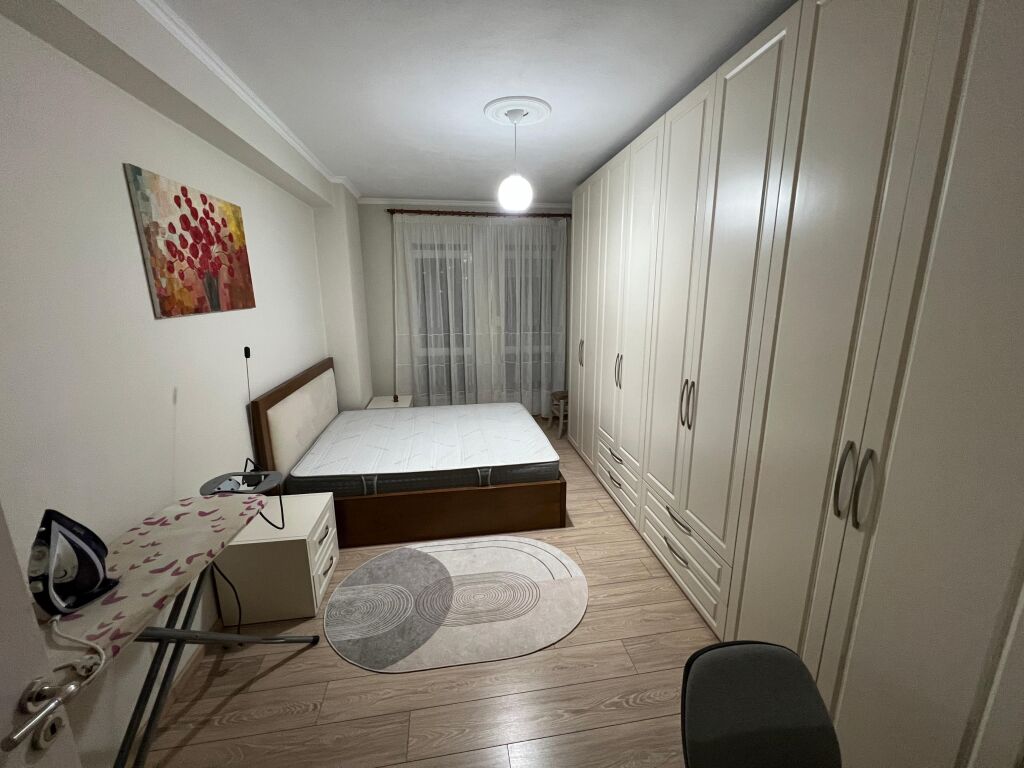 2+1, con parcheggio villa L, Astir, 550 mila lek