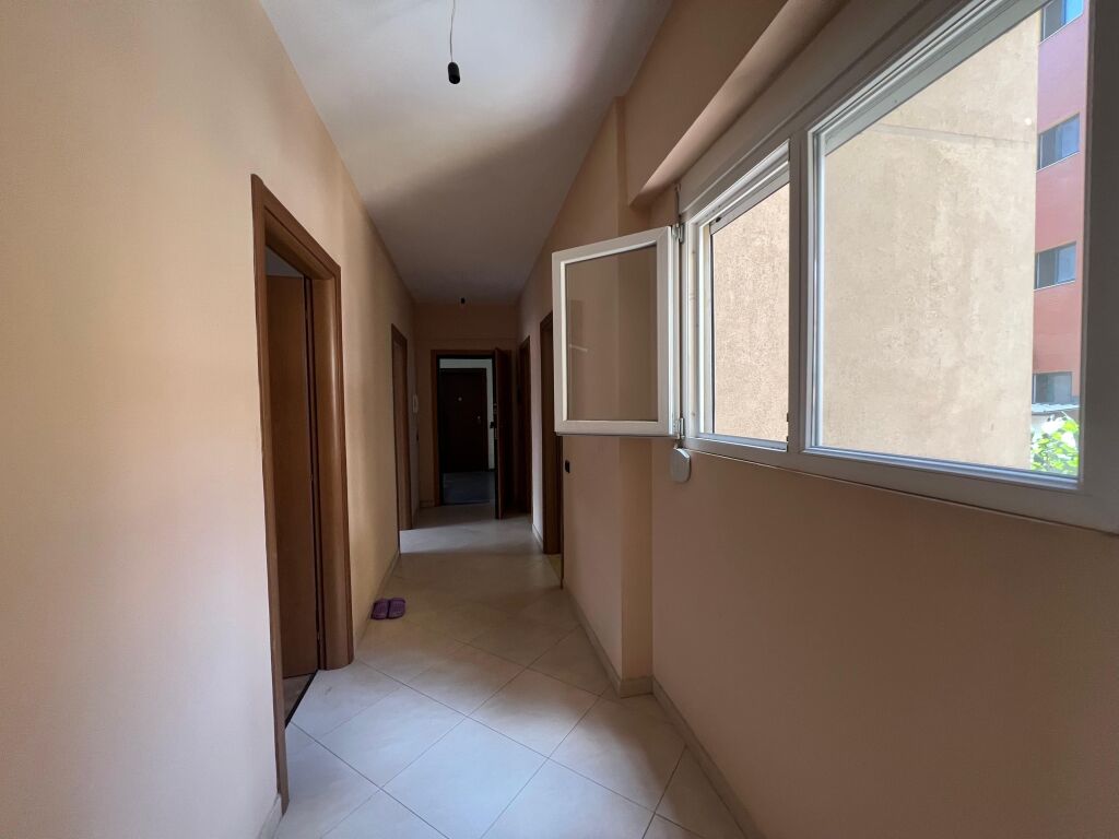 Shitet apartament 2+1+2 , Mbikalimi Komunes