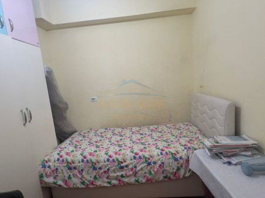 Shitet,Apartament 2+1, Misto Mame