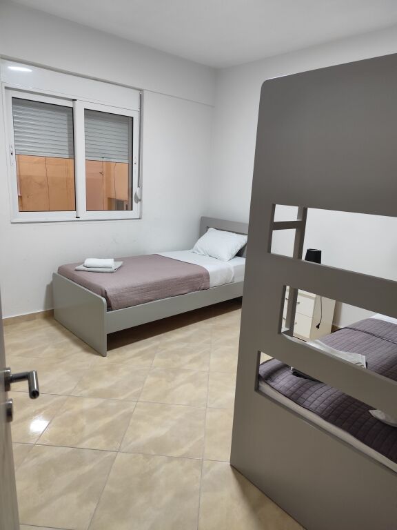 Apartment 2+1+1 SARANDA SALE shitet. 