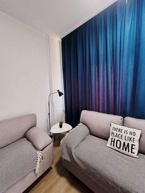 🏡 Banesë me Qira në Golem – 1+1 me Parking Privat