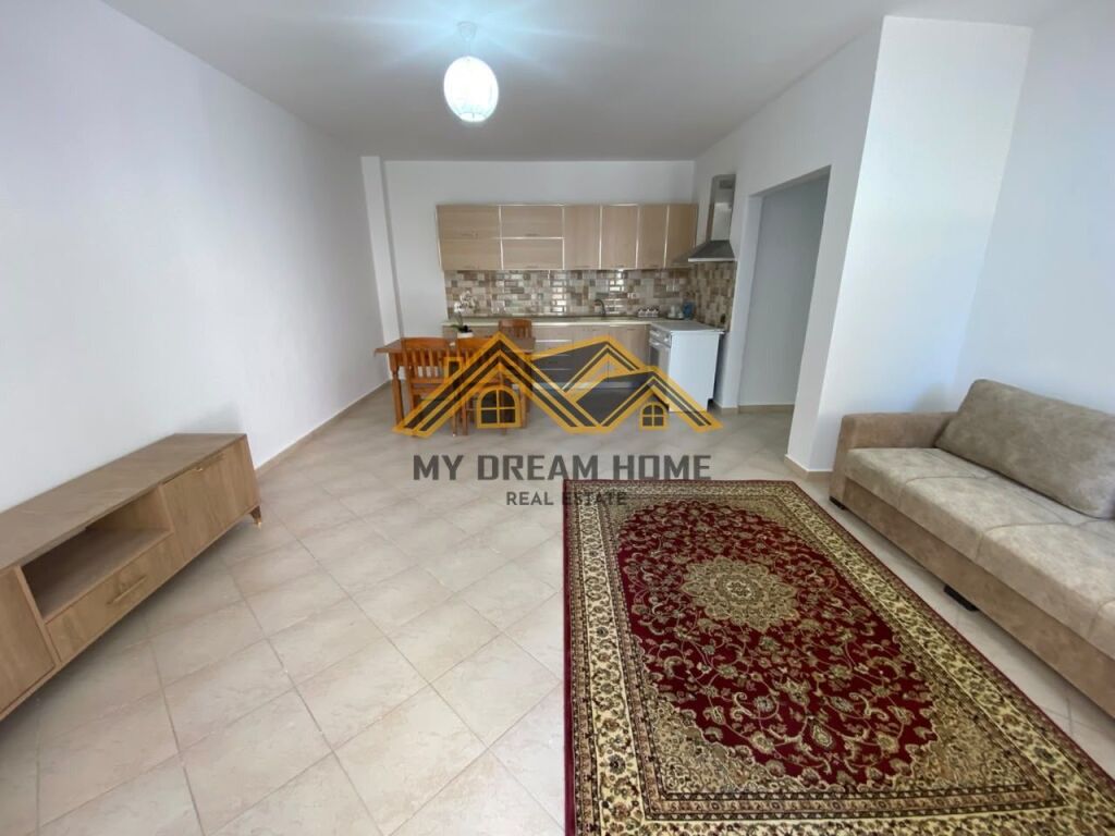 SHITET APARTAMENT 1+1+VERAND URA DAJLANIT PLAZH DURRES!