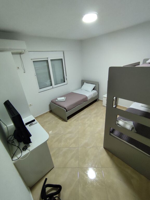 Apartment 2+1+1 SARANDA SALE shitet. 