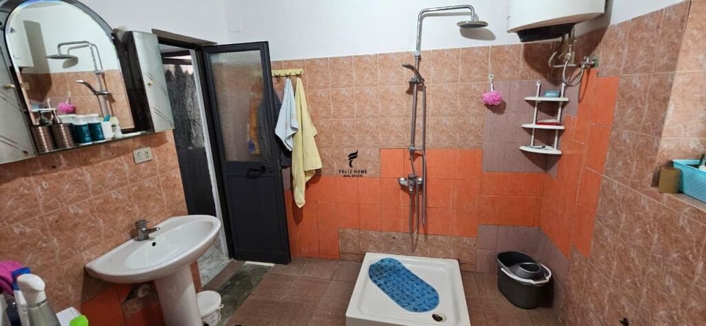 APARTMENT FOR RENT 1+1 PARIS COMMUNE 45,000 LEKE FH-76601