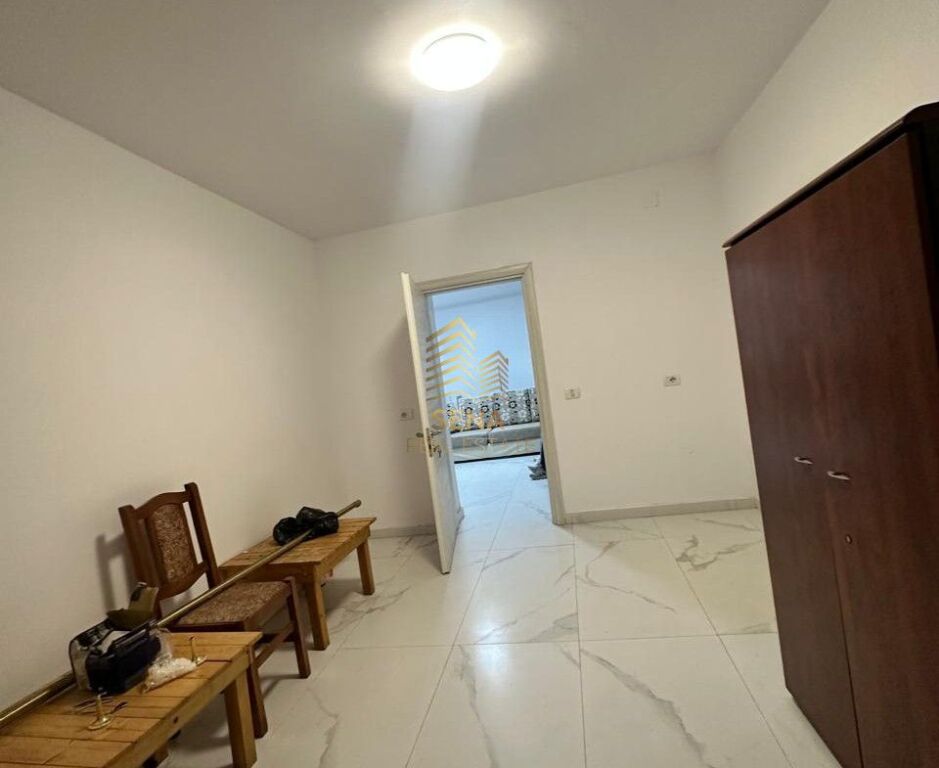 Qira, Apartament 1+1,Vasil Shanto, 45.000 Leke/muaj