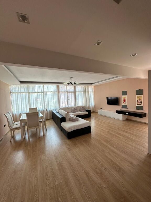 2+1,new building, Laprake near Intesa Bank, 650 thousand lek