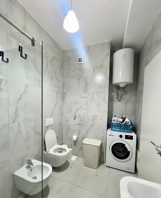 Qera | Apartament 1 + 1 | Stacioni i Trenit | 450 €/muaj