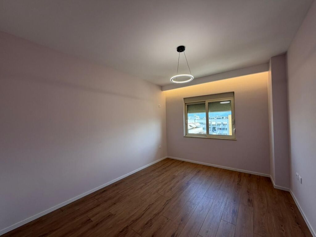 Apartament 2+1 per shitje tek 2 Palmat ne Astir.