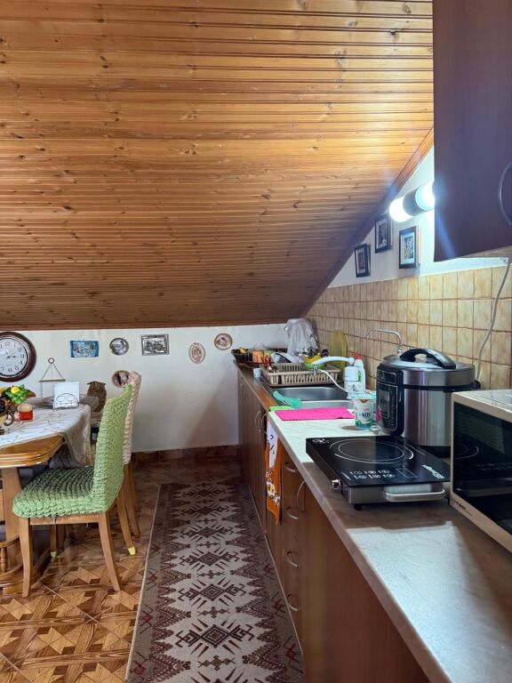 Shitet apartament 2+1 me dy veranda, prane fushes Ali Demi
