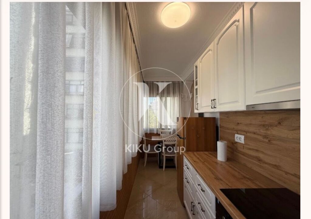 2+1,new building with elevator,former exhibition,800 euro