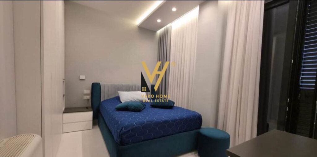 LUXURY TRIPLEX 4+2+3+BLK FOR SALE AT DRY LAKE 750,000 EURO