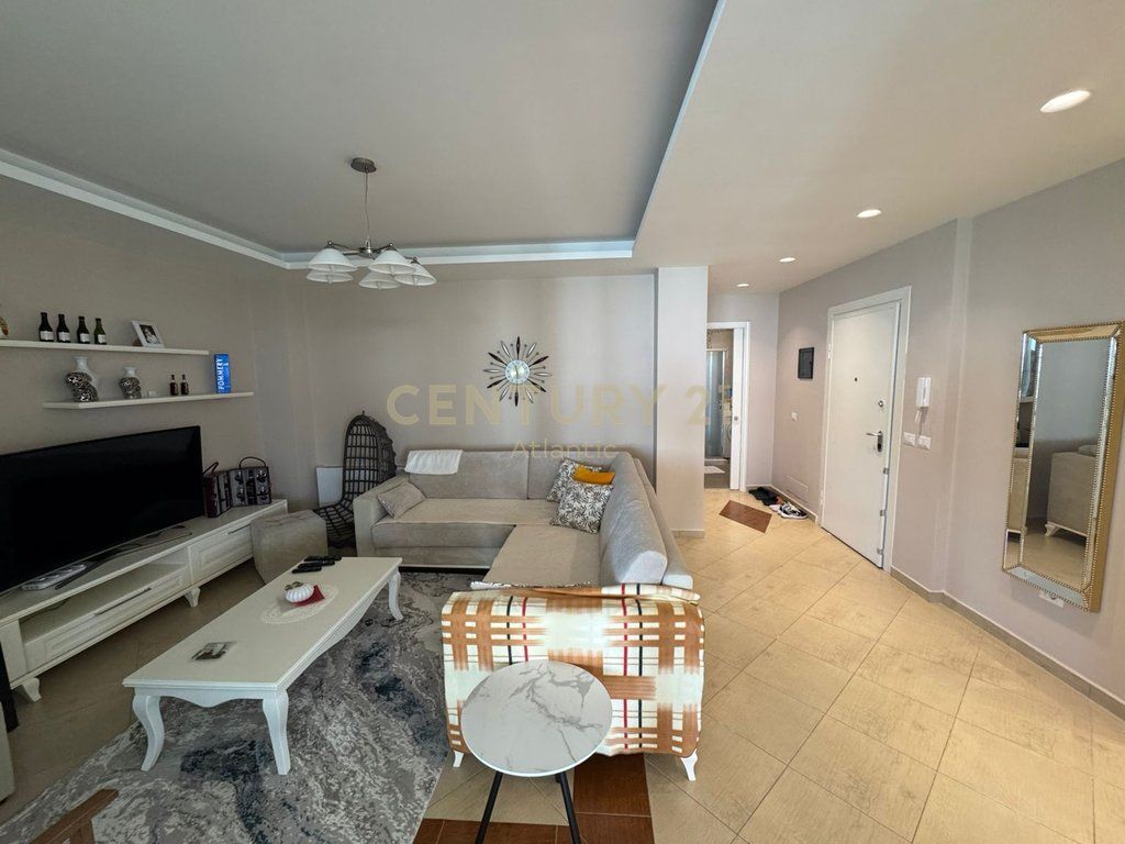 For Rent 2+1 Apartment with Panoramic Sea View at Shkëmbin e Kavajës, Durrës
