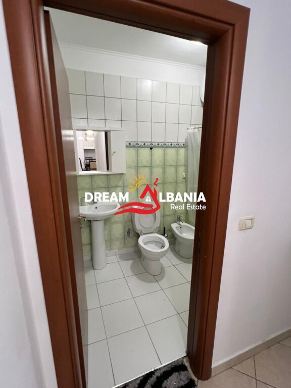 Jepet Apartament 2+1 me qera te Komuna Parisit, prane Kompleks Kika 1.(ID 42215568)