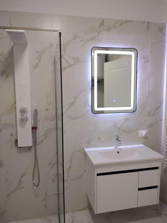 Apartament në shitje Qendër, Korçë
