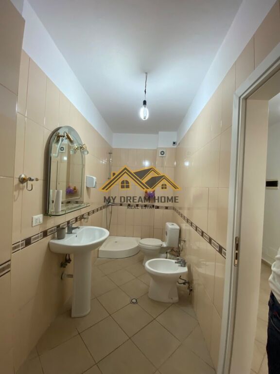 SHITET APARTAMENT 1+1+VERAND URA DAJLANIT PLAZH DURRES!
