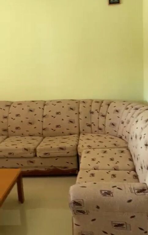 Apartament me qira – pranë Komisariatit të Policisë Nr. 4 !