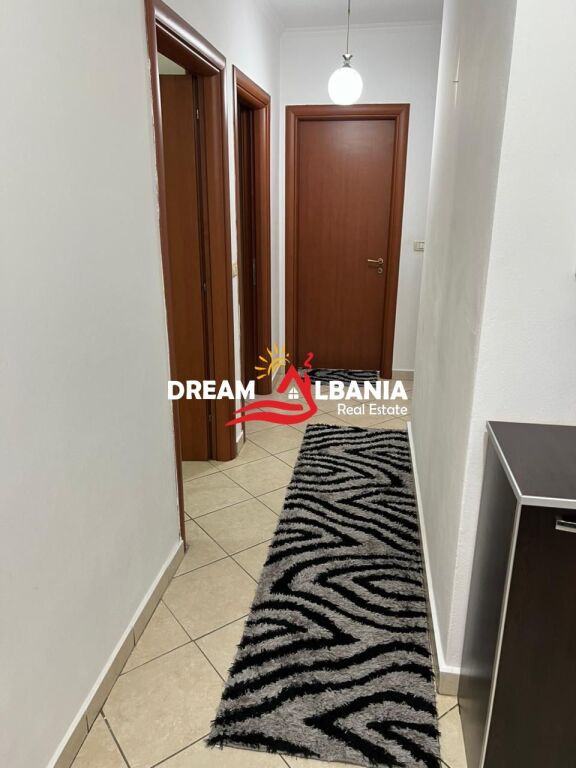 Jepet Apartament 2+1 me qera te Komuna Parisit, prane Kompleks Kika 1.(ID 42215568)
