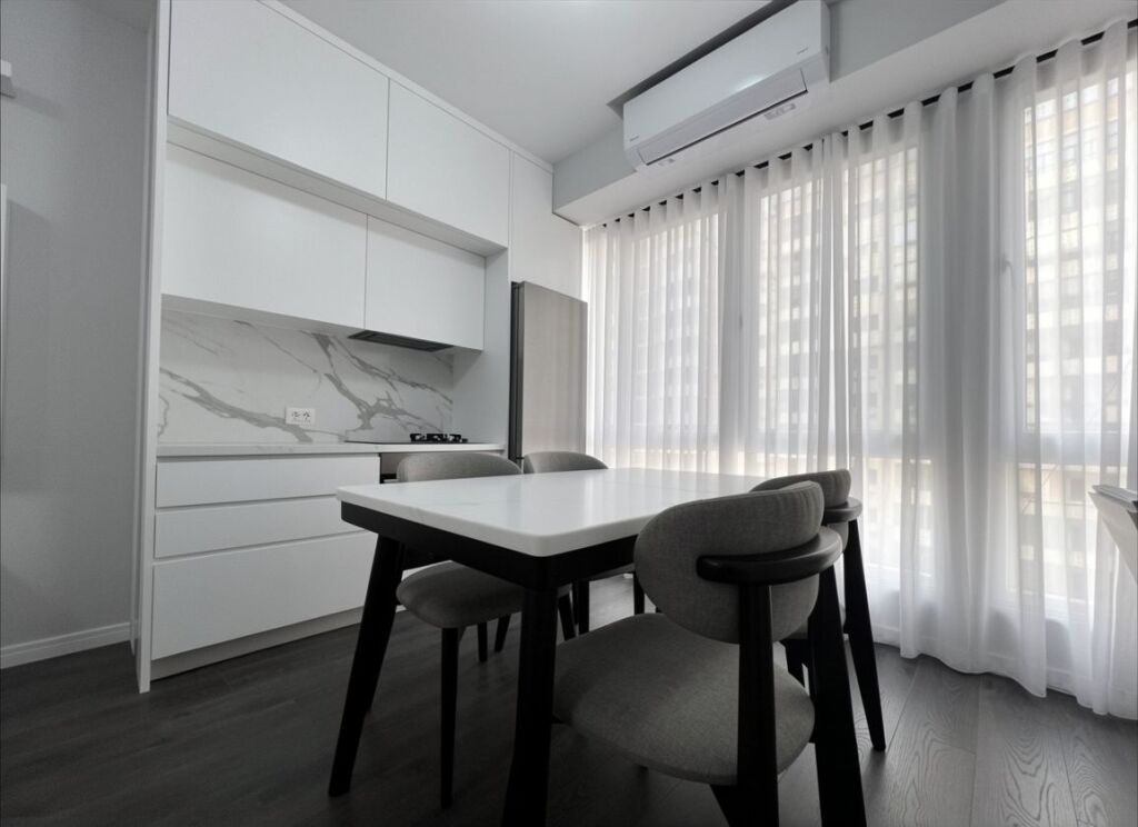 Rent | Apartament 2 + 1 | Stacioni i Trenit | 800 €/month