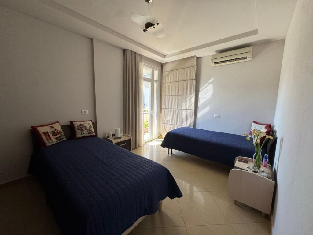 For sale, Apartment 3+1+2, Botanical Garden, Tirana. Empire69743