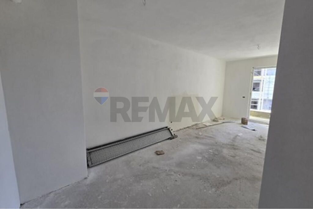 Apartament 2+1+2 per shitje Univers City
