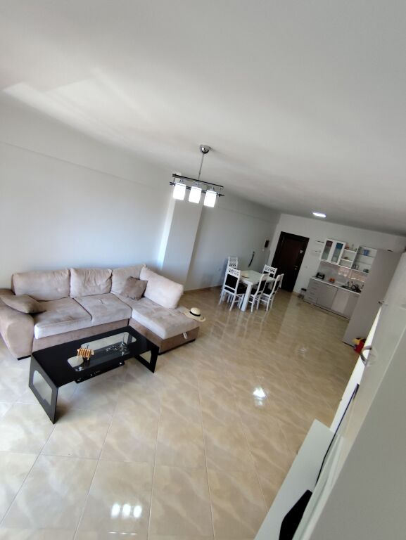 Apartment 2+1+1 SARANDA SALE shitet. 
