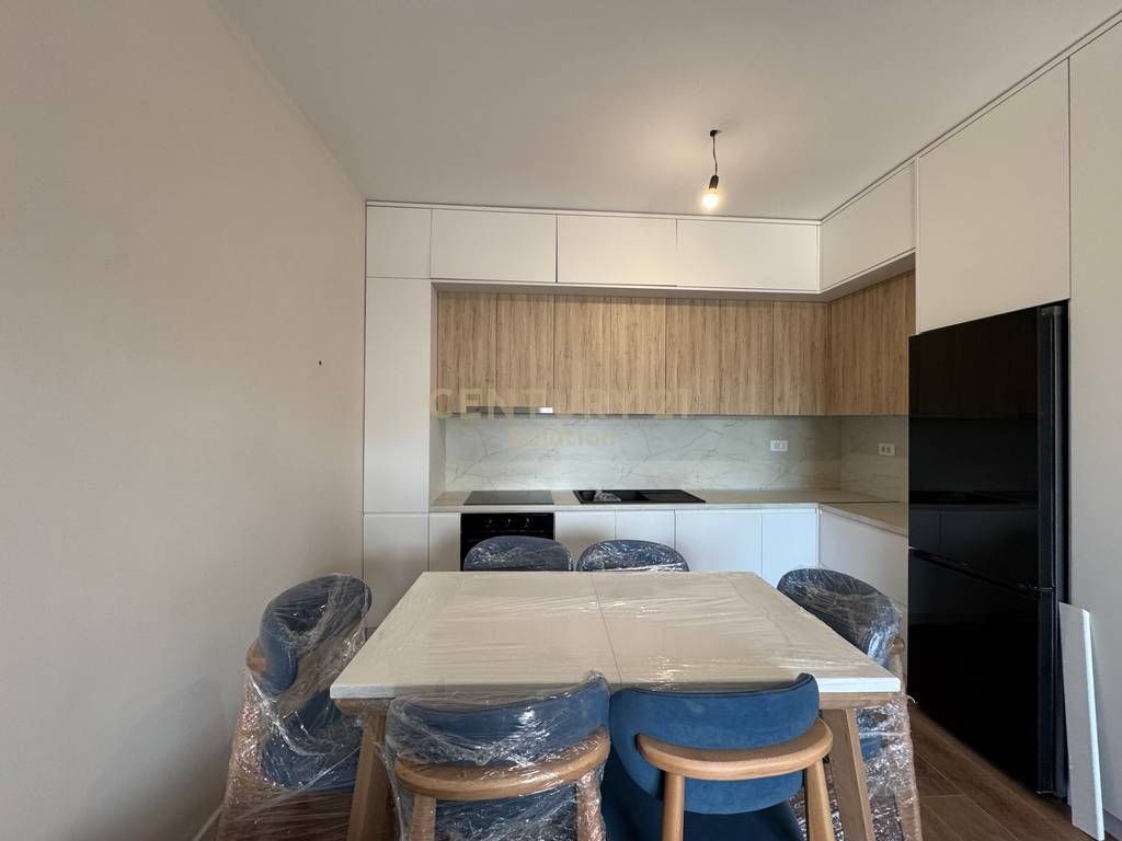 🏡 Shitet Apartament 2+1 + Parkim në Rezidencën Aura