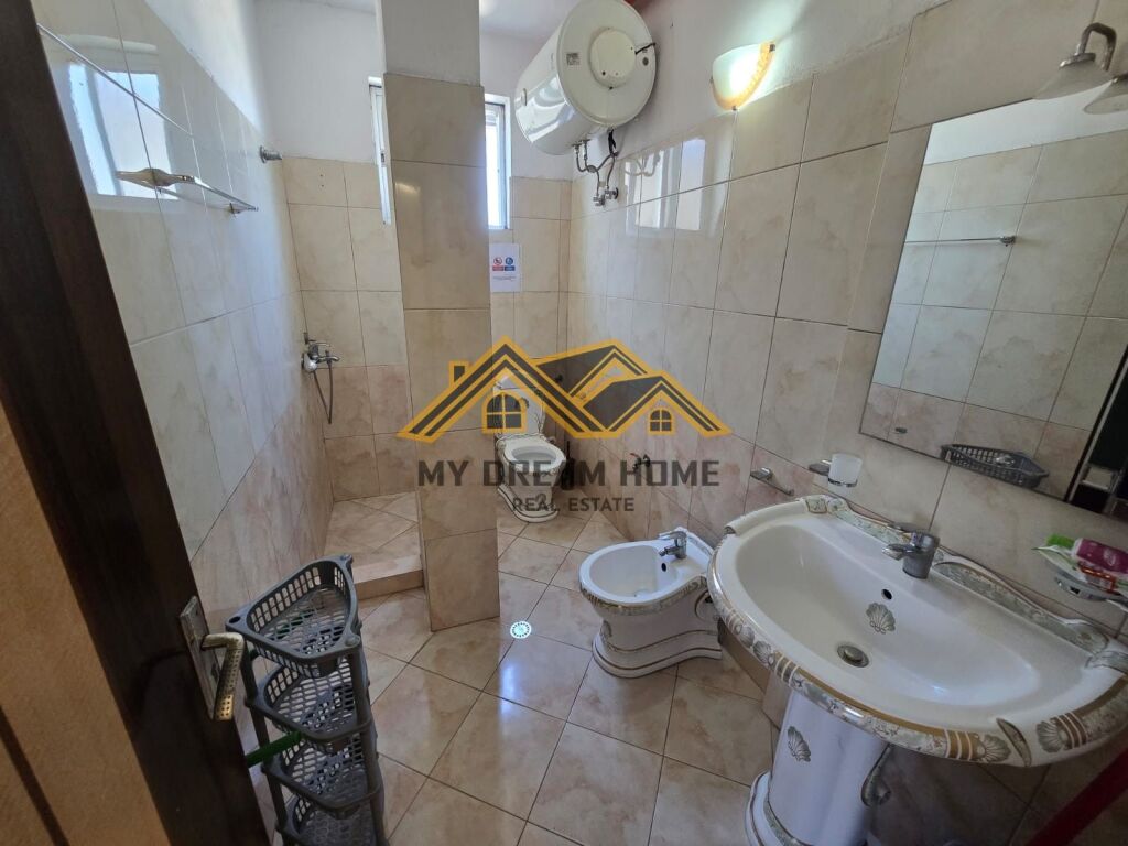 JEPET ME QERA APARTAMENT 2+1 NE LAGJIA 17 DURRES !