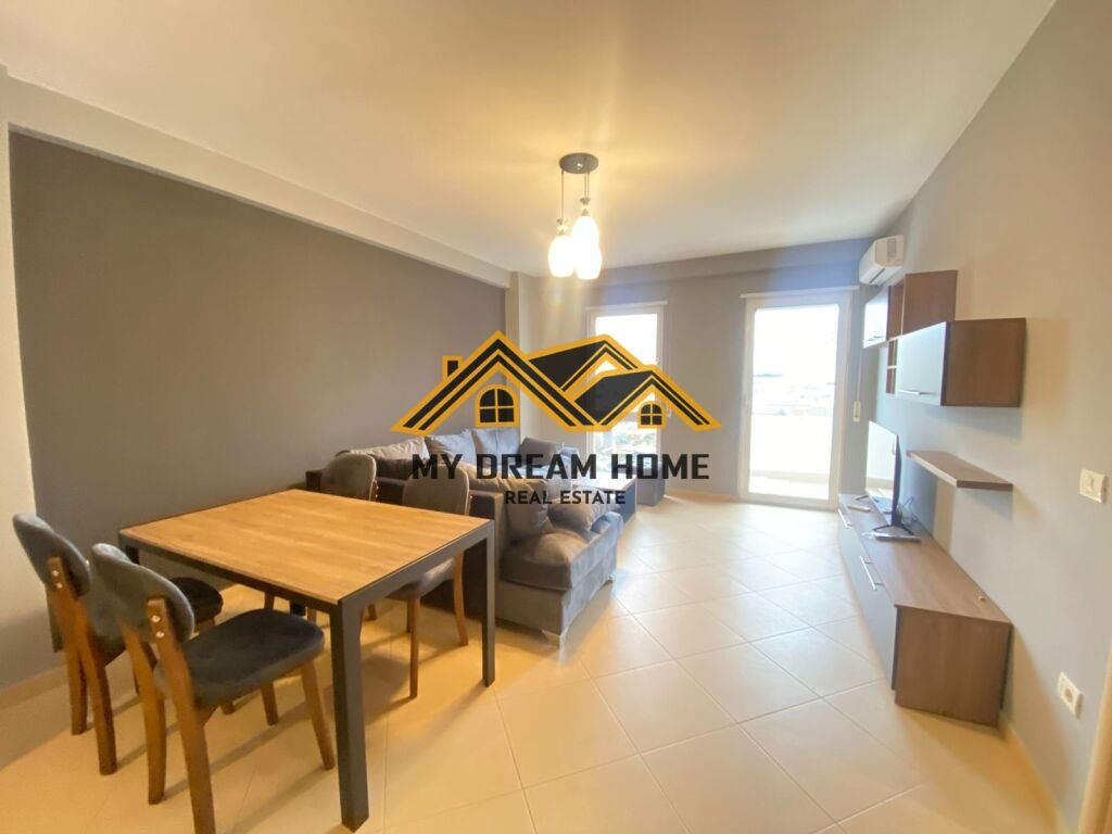 SHITET APARTAMENT 2+1+2 TEK ISH RAJONIT TE POLICISE !!!