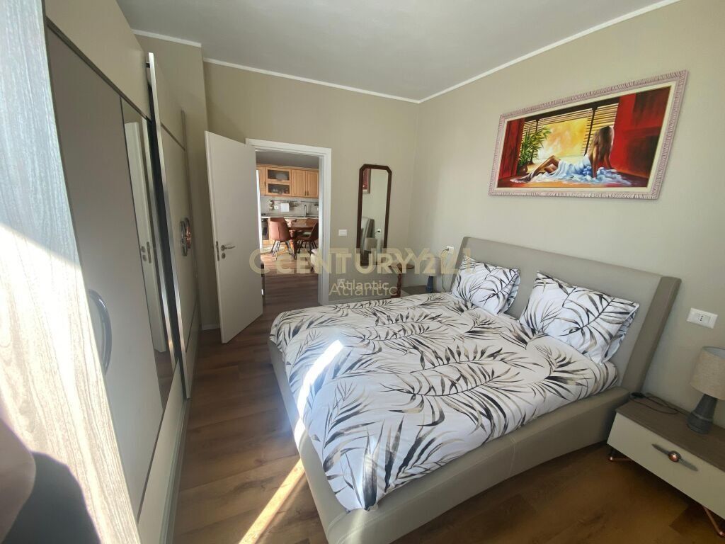JEPET ME QERA SUPER APARTAMENT NE PLAZH DURRES ME PAMJE DETI!