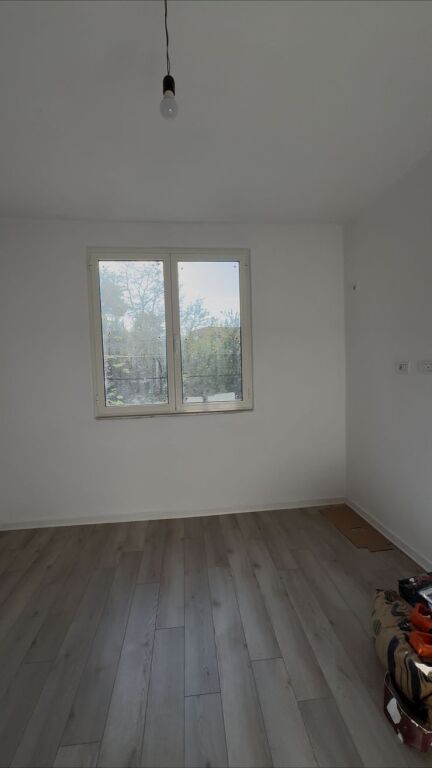 🏡 Shitet Apartament 2+1 në Lagjen Nr. 7, Durrës – I Investuar Totalisht!