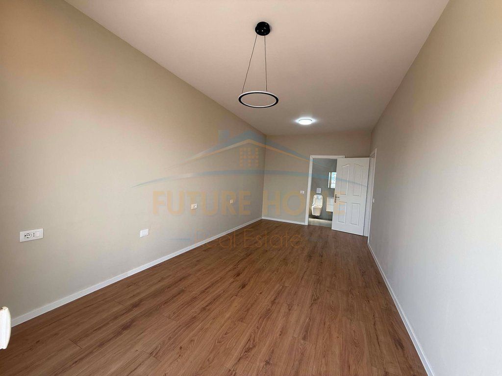 Apartament ne shitje 2+1+2, Unaza e Re