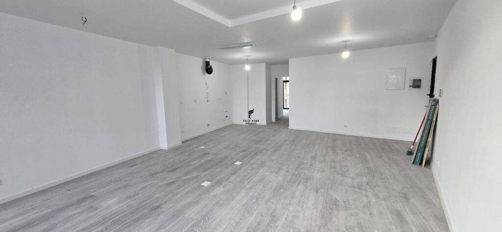ZYRE ME QERA 87 M2 LAKE VIEW 150.000 LEKE FH-76503
