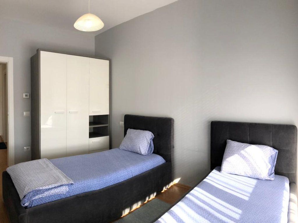 DUPLEX FOR RENT  PARKING SPACE NEAR 21 DECEMBER