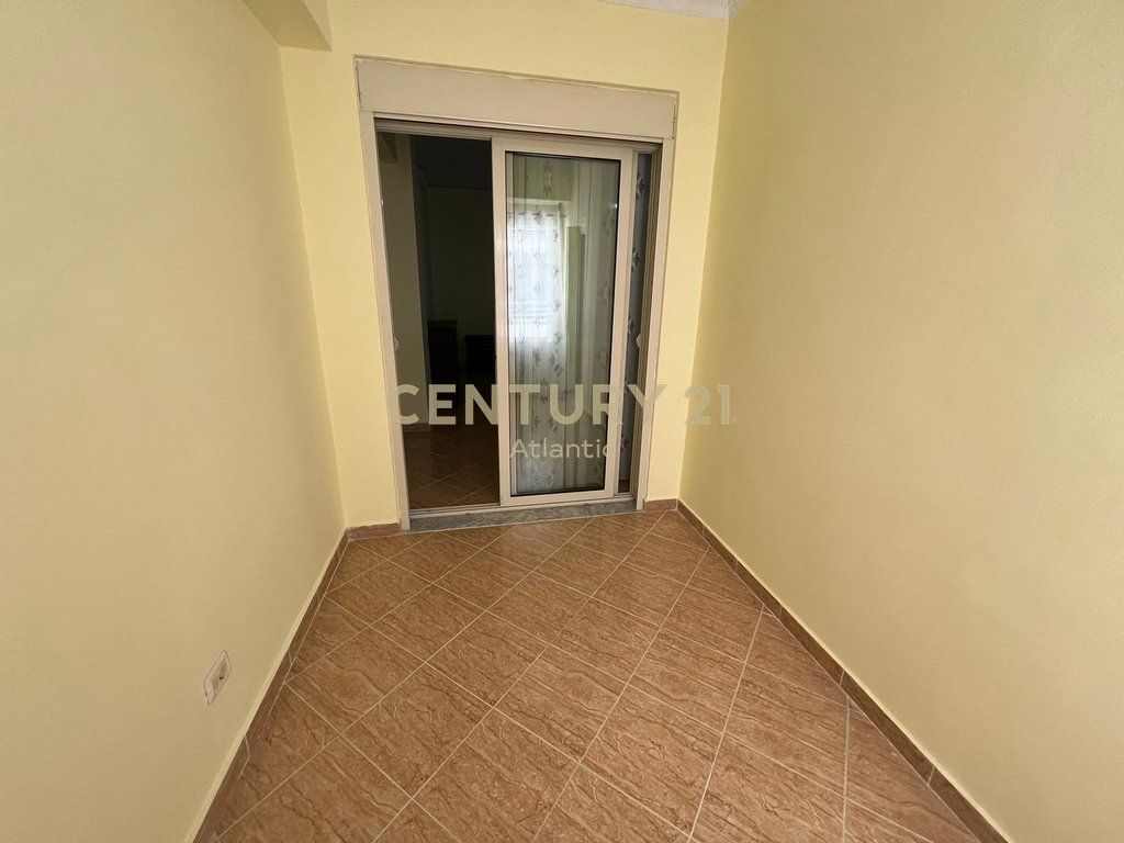 FOR RENT APARTMENT 2+1+ STORAGE IN PLAZH RROTA KUQE !
