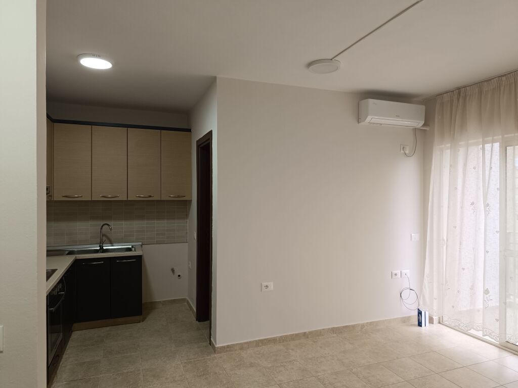 Zyre kati 5, 50 m² (1+1+ ballkon) 45,000 leke