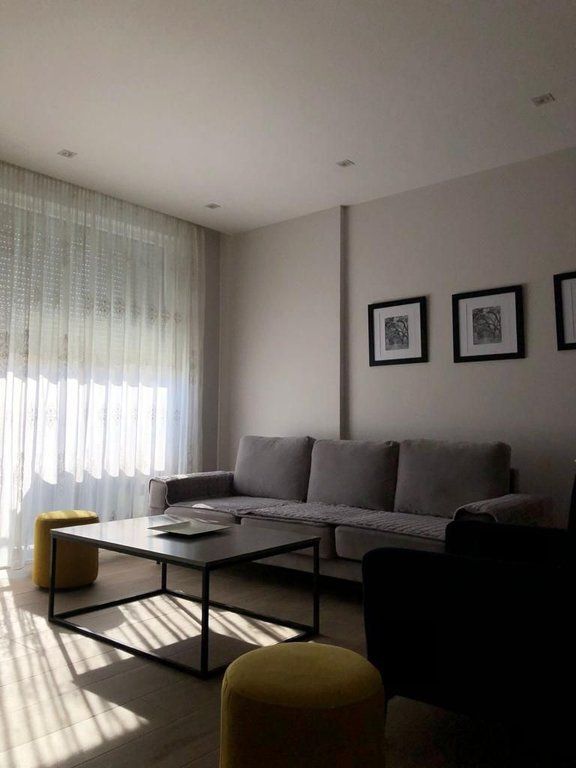 DUPLEX FOR RENT  PARKING SPACE NEAR 21 DECEMBER