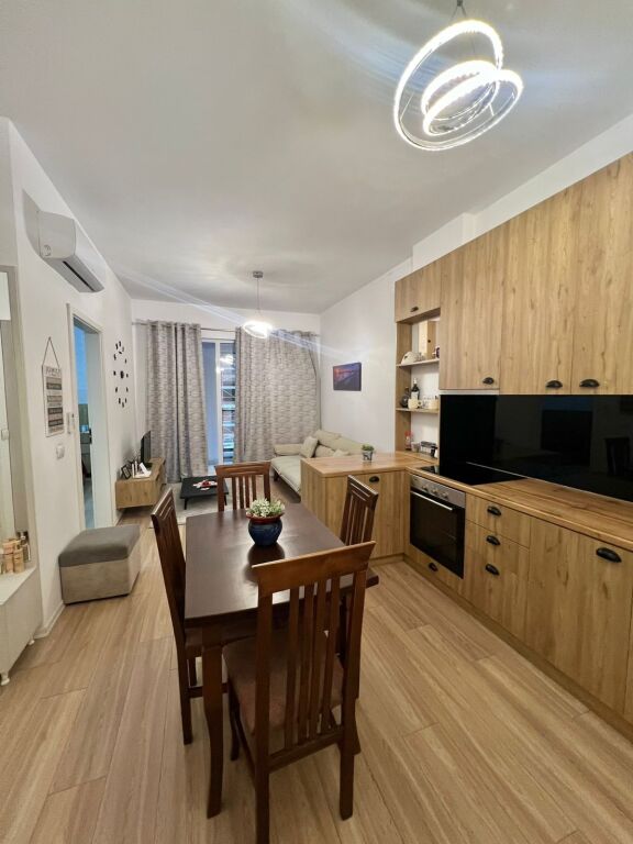 Qera | Apartament 1 + 1 | Stacioni i Trenit | 450 €/muaj