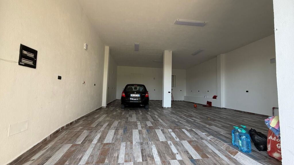Rent | Magazinë | Kodra E. Priftit | 500 €/month