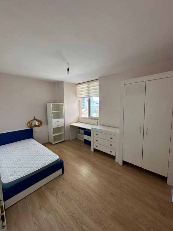 2+1,new building, Laprake near Intesa Bank, 650 thousand lek